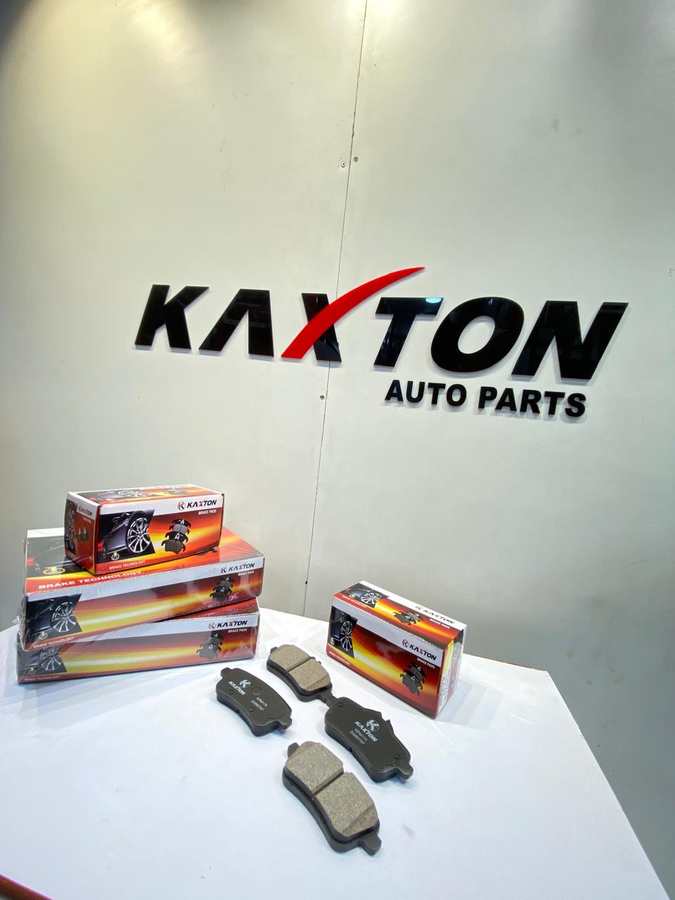 GL-CLASS (X166) GLE (W166) GLS (X166) M-CLASS (W166) Rear Brake Disc Pads Set